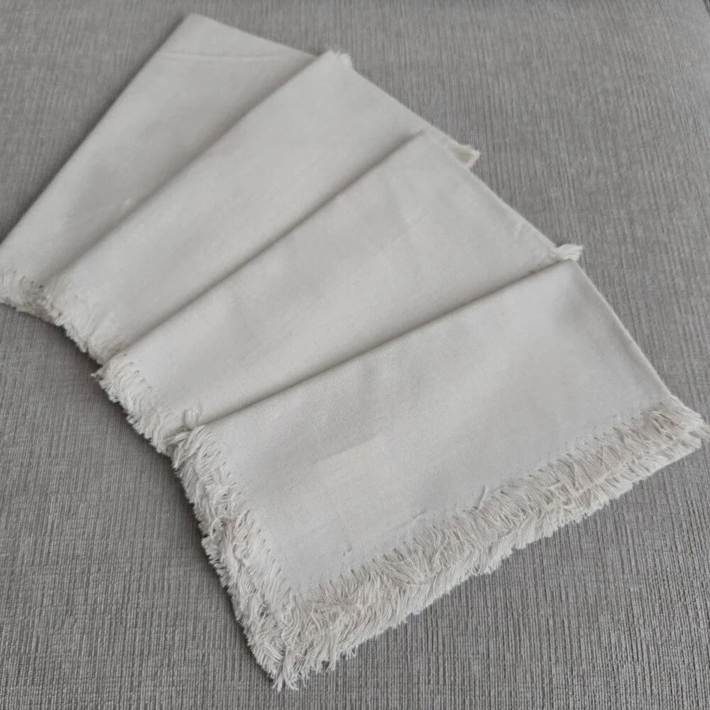 NEW Crate&Barrel Craft Birch Beige Organic Cotton Fringe Napkin, Set of 4